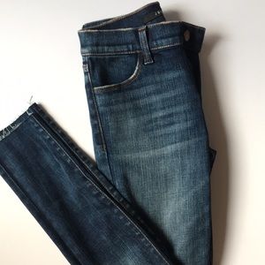 J Brand Skinny Distressed knees